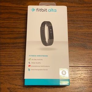 EUC Fitbit Alta ((Small))